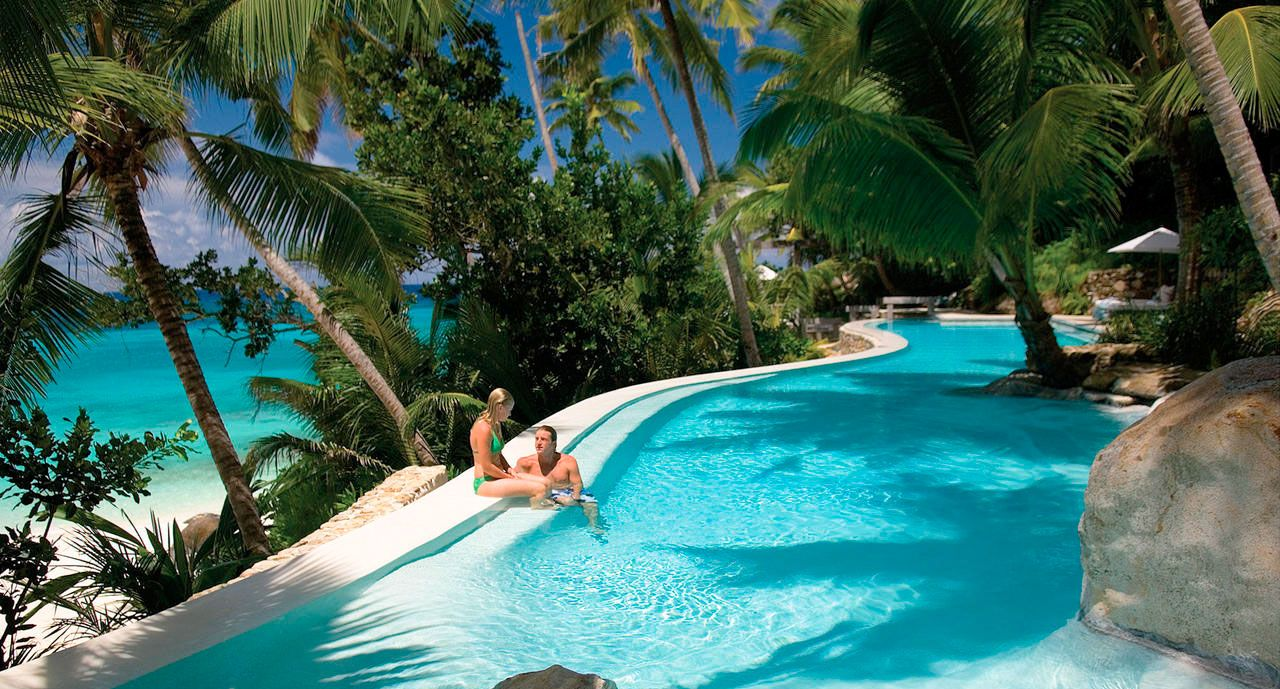 5. Maldives Best Honeymoon Island In The World