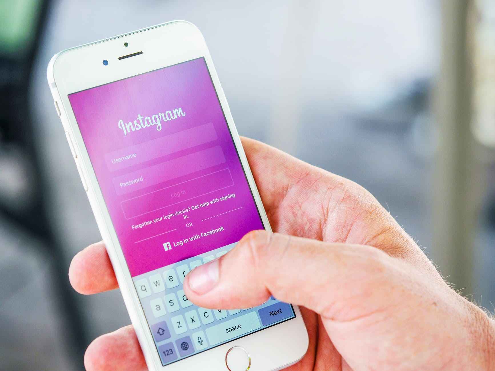 How to Buy Instagram Followers Instantly?