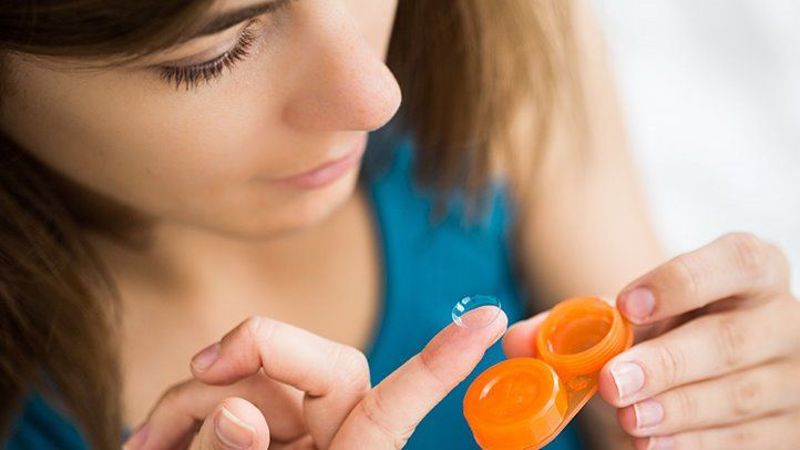 What Are the Basic Dos & Don'ts of Contact Lenses