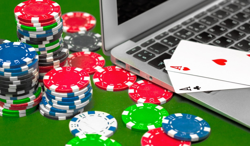 What Are The Dangers of Playing at Illegitimate Online Casinos?