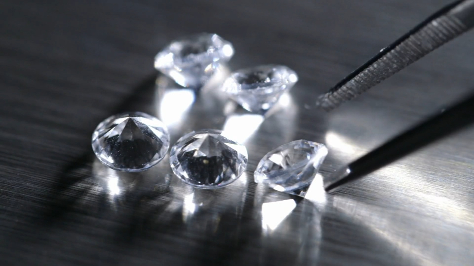 Rarecarat-All About the Lab Grown Vs Real Diamonds