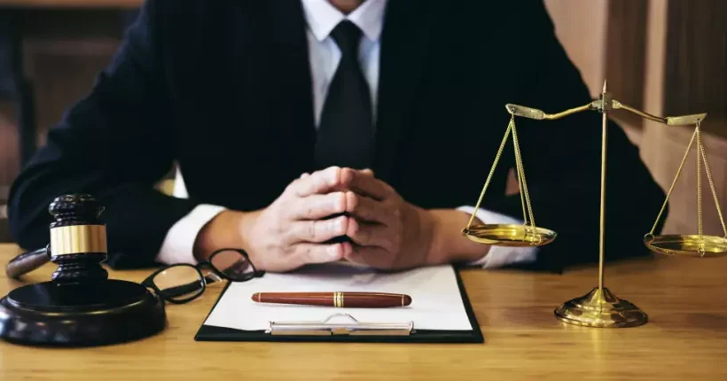 5 Reasons to Hire a Lawyer to Help You with Your IRS Dispute