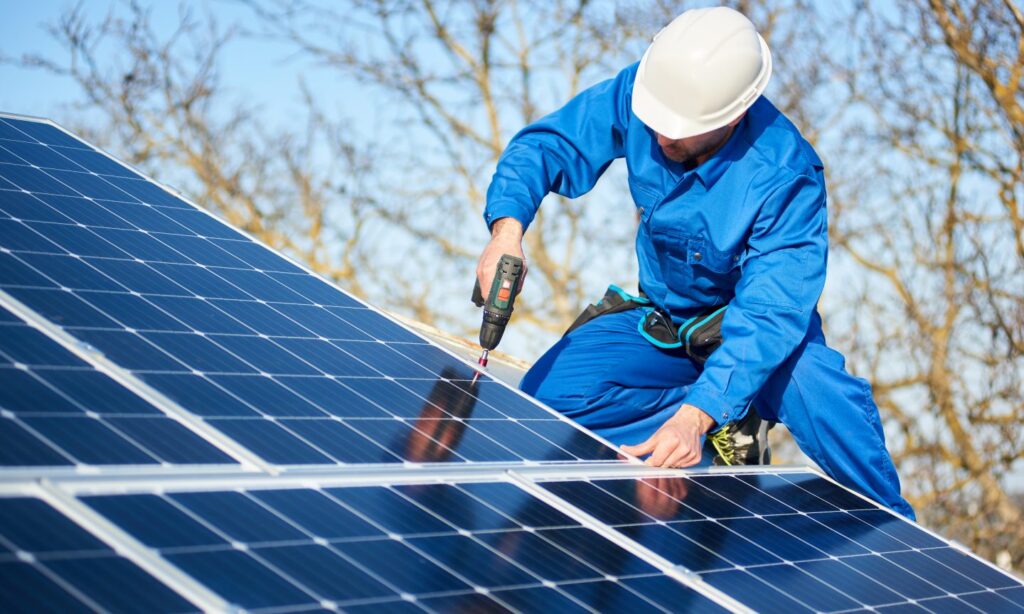 How to Select a Home Solar Contractor: Everything You Need to Know