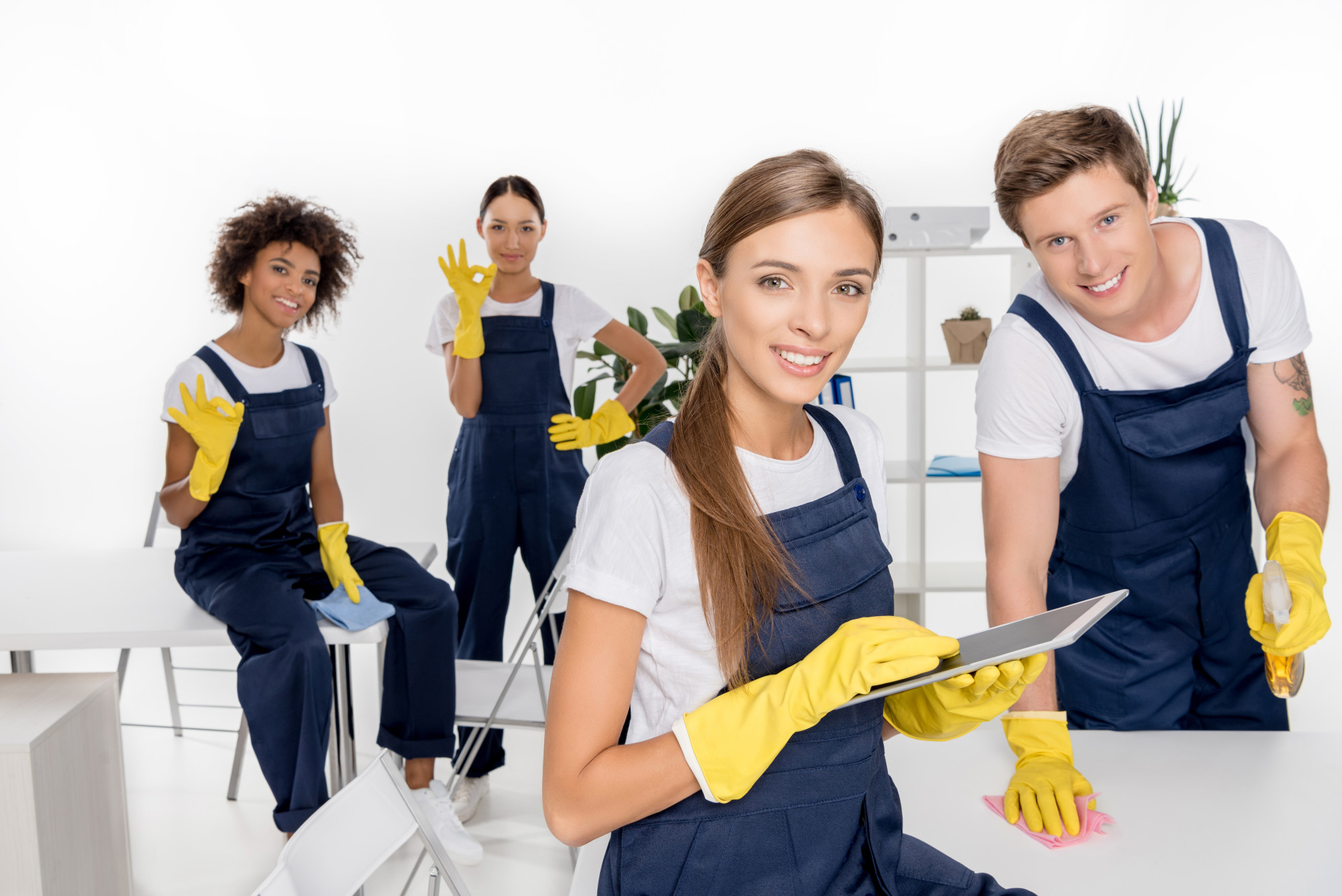 Top Signs It's Time to Hire an Office Cleaning Company