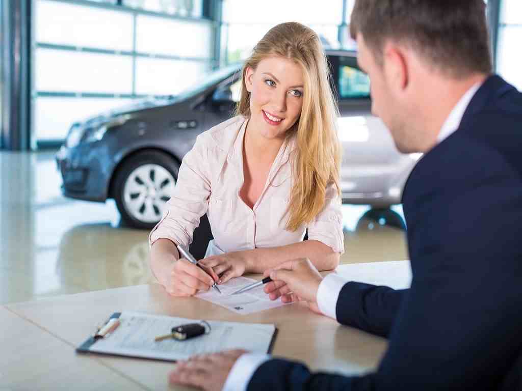 Accelerating Approval: Why Choose a Car Loan Finance Broker?